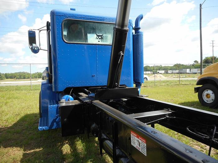 Used 2005 PETERBILT 357