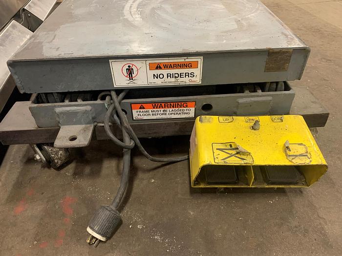 Used 2,500 LBS., PENTALIFT, PRO-SERIES HYDRAULIC LIFT TABLE