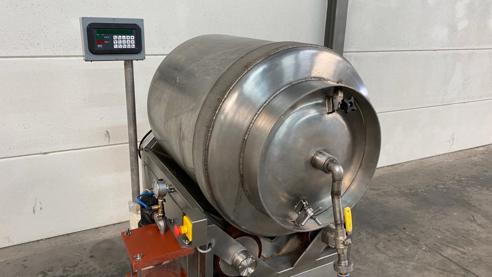 Used Gernal vacuum tumbler