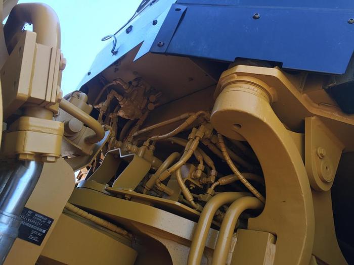 Usado 2015 Caterpillar 988K