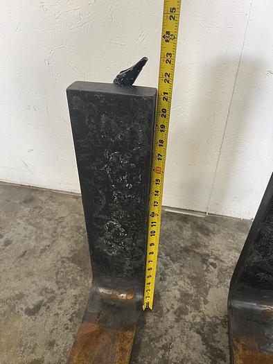 Used Kenhar  K-526 Forklift Forks 37 1/2" x 21 3/8" x 1.5"