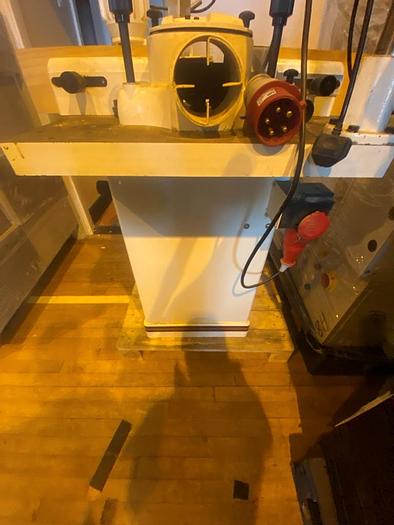 Used 2005 Jet JWS 34 Spindle Moulder with JPF-2 Feeder