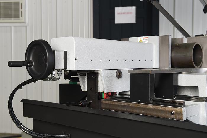 DM-1318P DOUBLE MITER BAND SAW