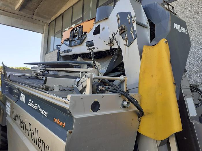 Usato VENDEMMIATRICE PELLENC 8090