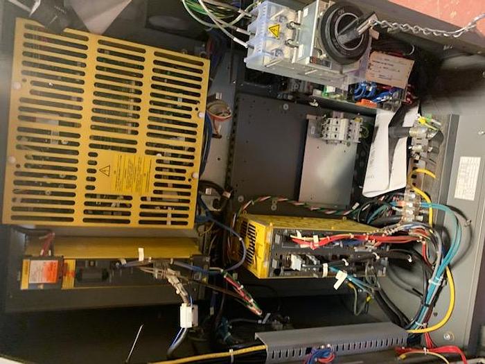 Used 2013 FANUC R2000iB/210F