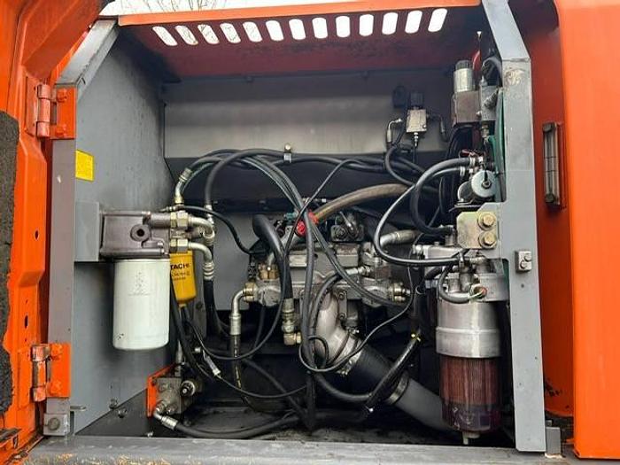 Used Hitachi ZX250LC-3 - ZX 250 LC-3 - ZX250 for sale - the Netherlands