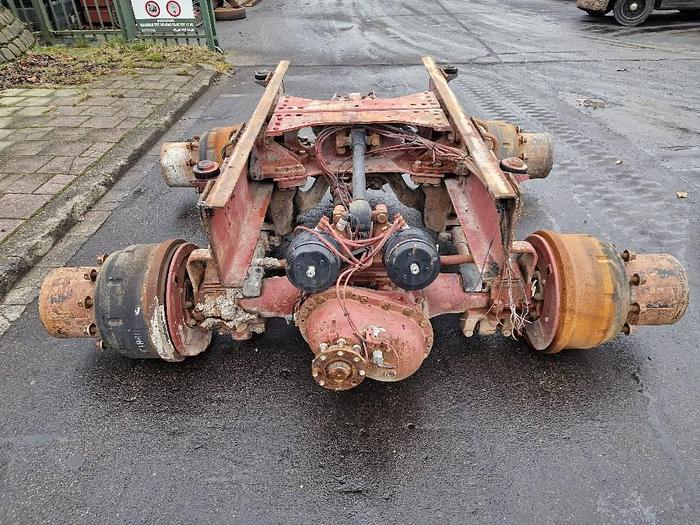 Used Mercedes-Benz Tandem axle for sale - the Netherlands