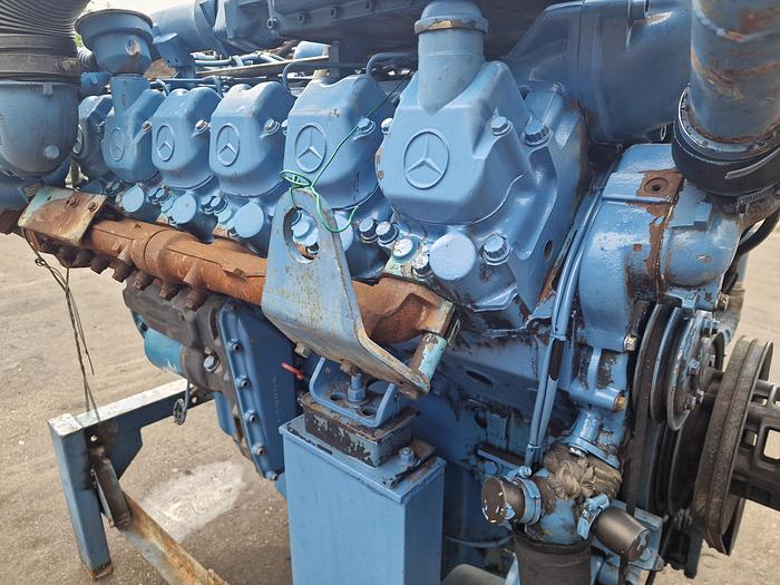Gebruikt Mercedes-Benz OM444LA