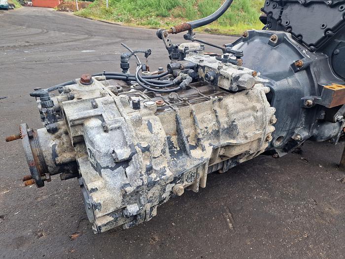 Used 2006 Iveco Cursor 8