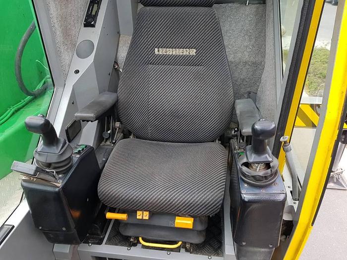 Used Liebherr LTM 1045-1 6x6x6 for sale - the Netherlands