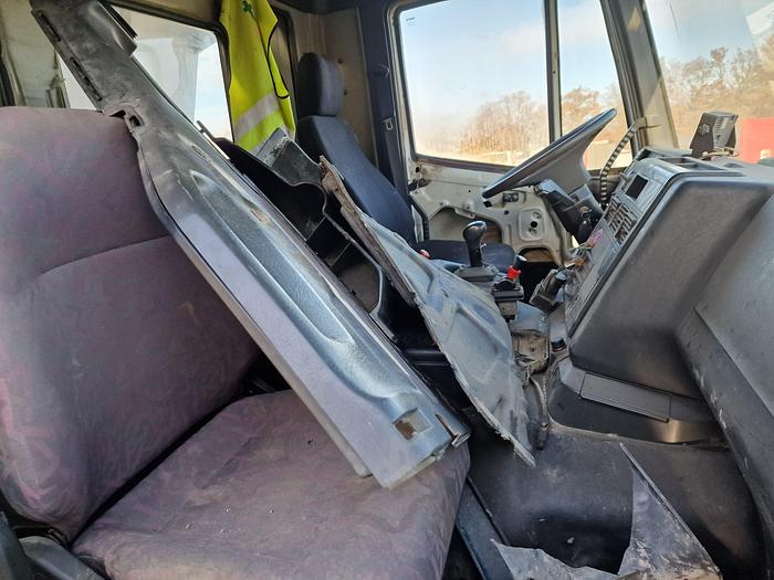 Used 2003 Iveco Eurotrakker 350 6X6 ( For spare parts )