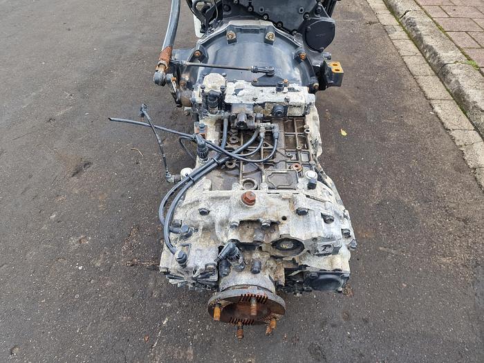 Used 2006 Iveco Cursor 8