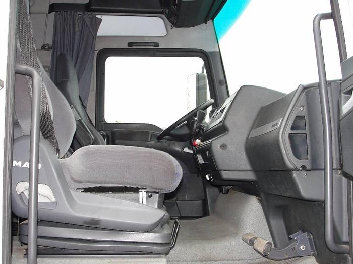 Used MAN 26.460 6X2 for sale - the Netherlands