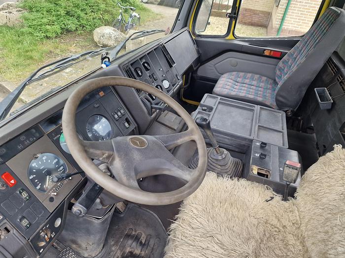 Gebruikt 1998 Mercedes-Benz 2527 B 6X4