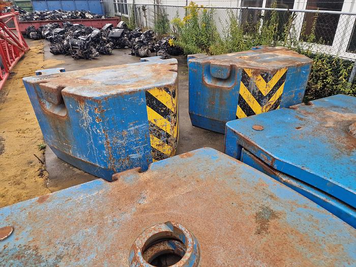 Used 2012 Liebherr LTM1220-5.2