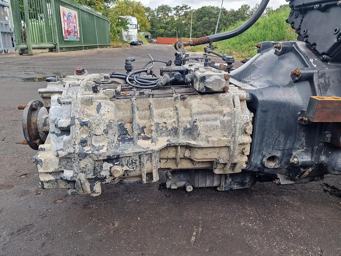 Used 2006 Iveco Cursor 8