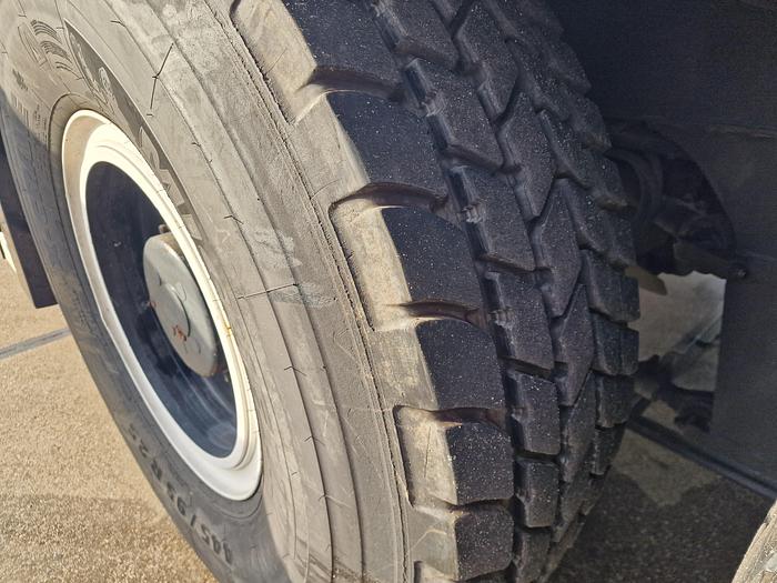 Used 2012 Liebherr LTM1220-5.2