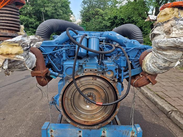 Gebruikt Mercedes-Benz OM444LA