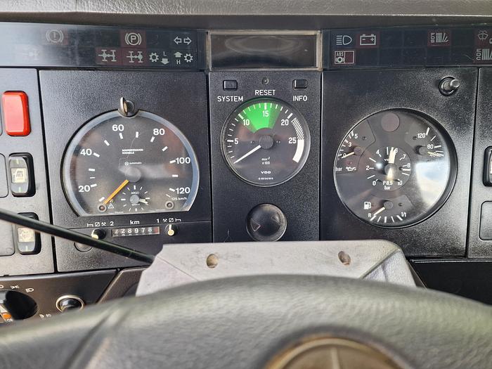 Gebruikt 1998 Mercedes-Benz 2527 B 6X4