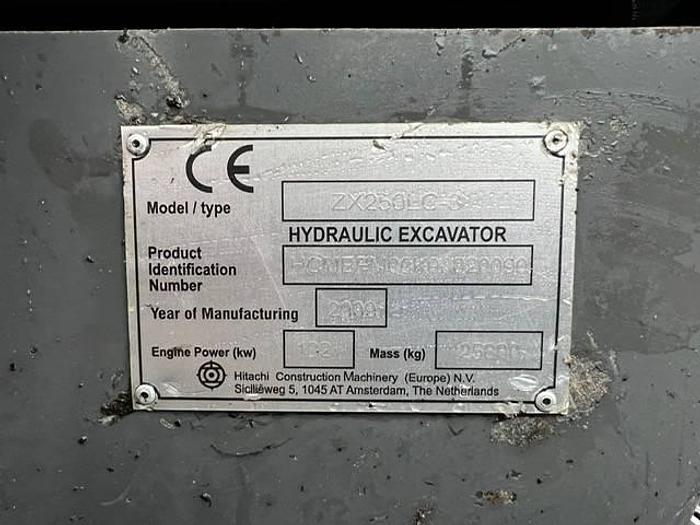 Used Hitachi ZX250LC-3 - ZX 250 LC - ZX250 for sale - the Netherlands