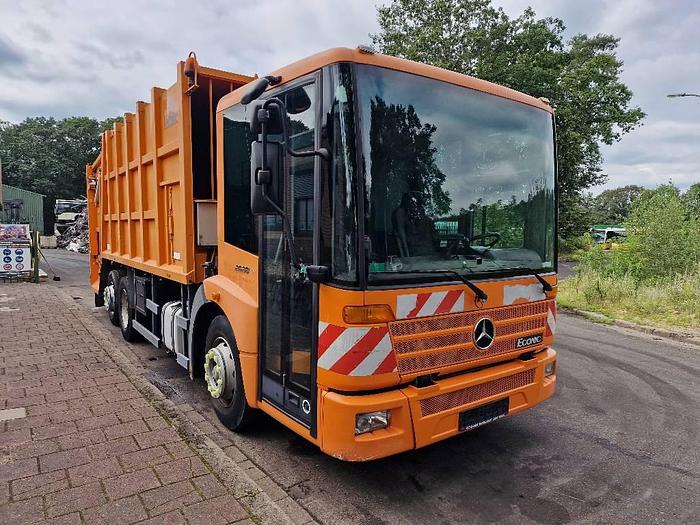 Used Mercedes-Benz Econic 2628 for sale - the Netherlands