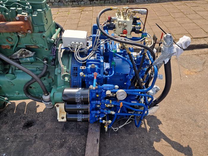 Gebruikt Volvo Penta Reverse Gear Drive Unit TD100HPB 868 083