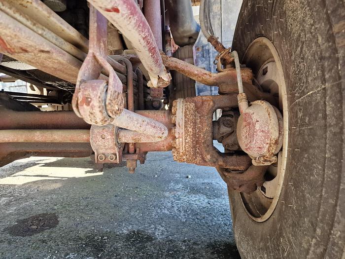 Used Iveco Eurotrakker 350 6X6 ( For spare parts )