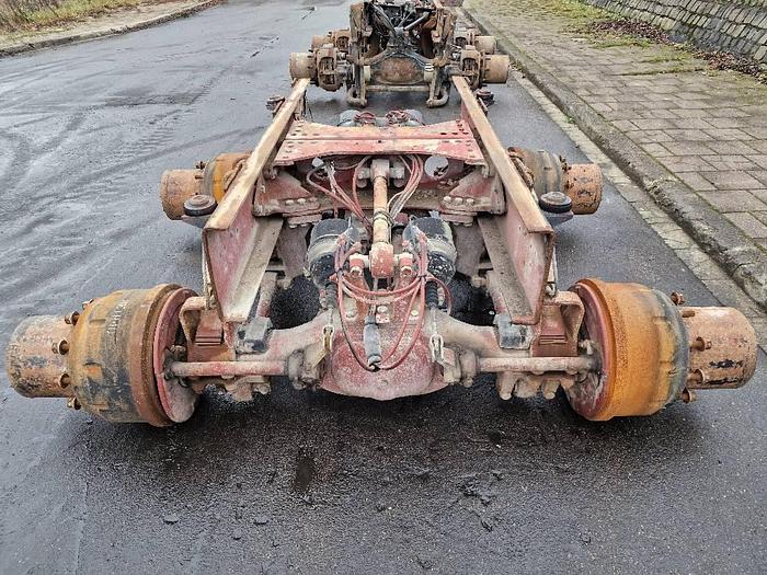 Used Mercedes-Benz Tandem axle for sale - the Netherlands