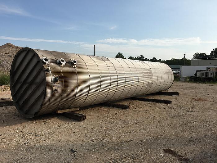 Used 10,000 GALLON ROSS ENGINEERING VERTICAL TANK - T316L S/S