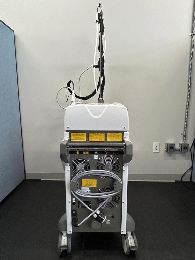 Used 2022 Quanta Light 4V s/n APH1059-0422