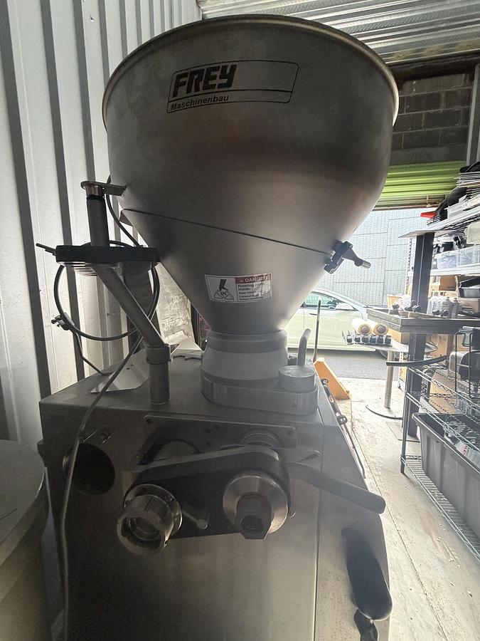Used Frey F60A Vacuum Sausage Stuffer w/ DHGA Twist Linker – Low Hours – Excellent Condition