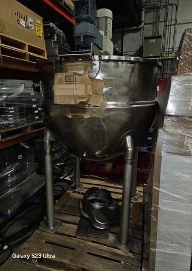 Used Groen N250 SP Jacketed Stainless Steel Kettle W/ Agitator