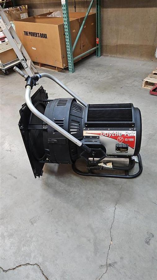 Used Mole Richardson Type 6791 Daylight Par 12/18K Studio Light