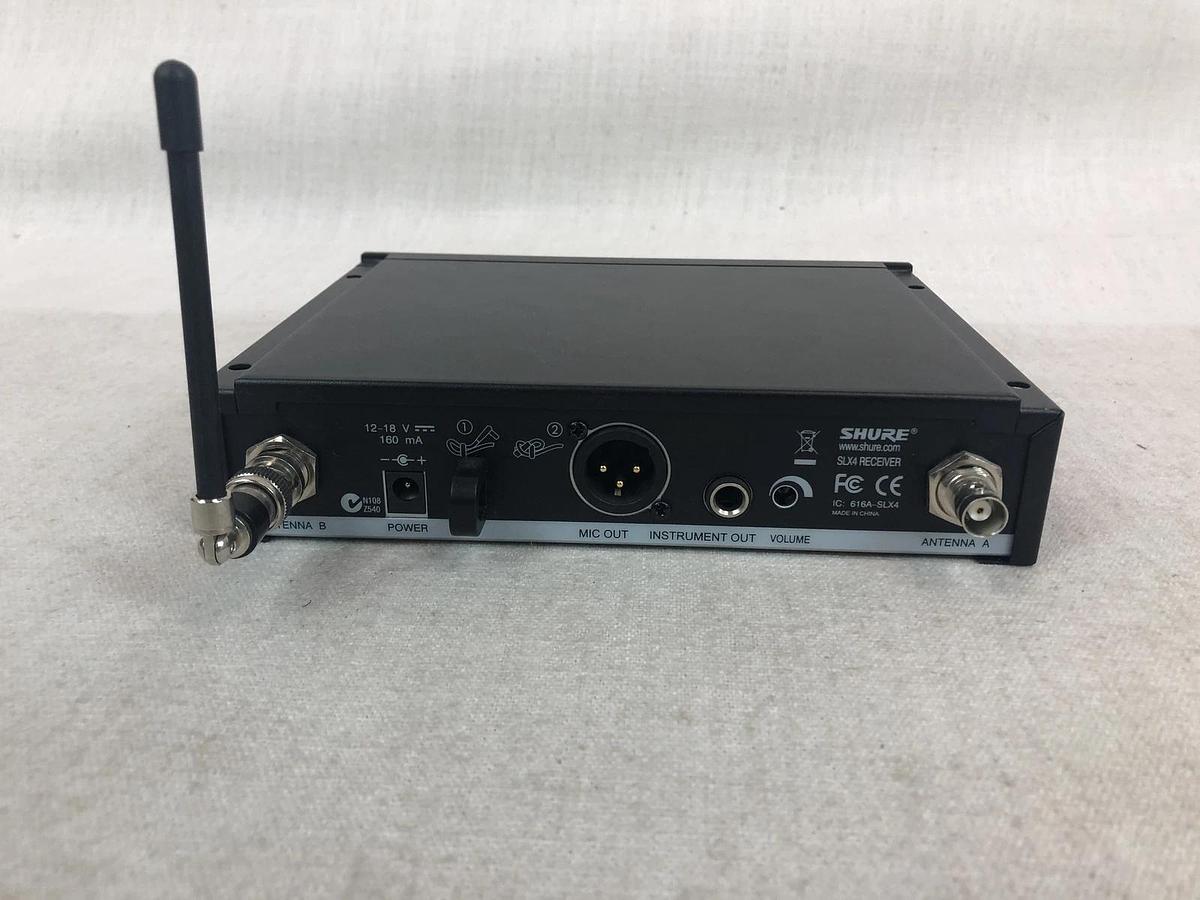 Used Pair of Shure SLX4 Wireless Receivers