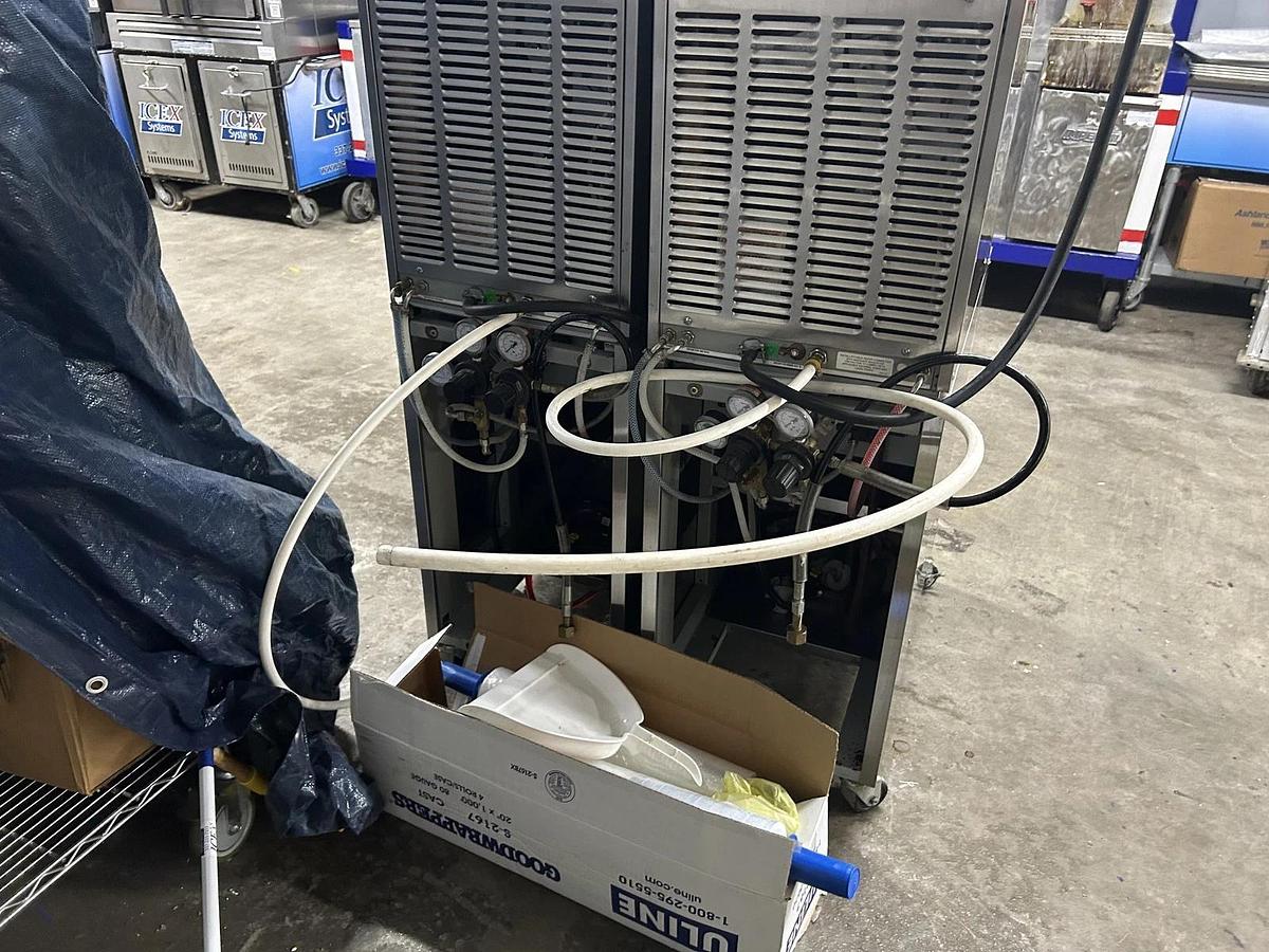 Used Taylor Crown C300-27 Carbonated Freezy Machine