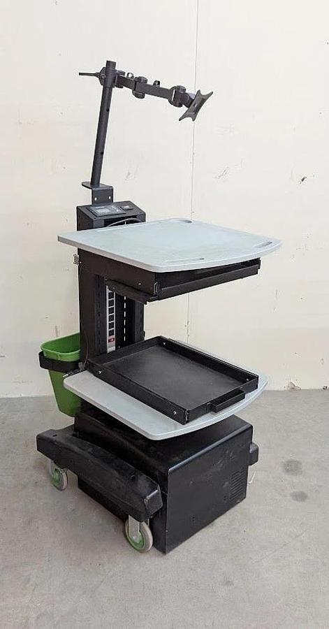 Used Newcastle Systems NB480-LI Midrange Powered Cart | Tested