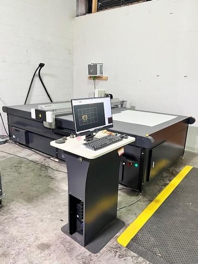 Used iEcho PRO3000 Digital Cutter