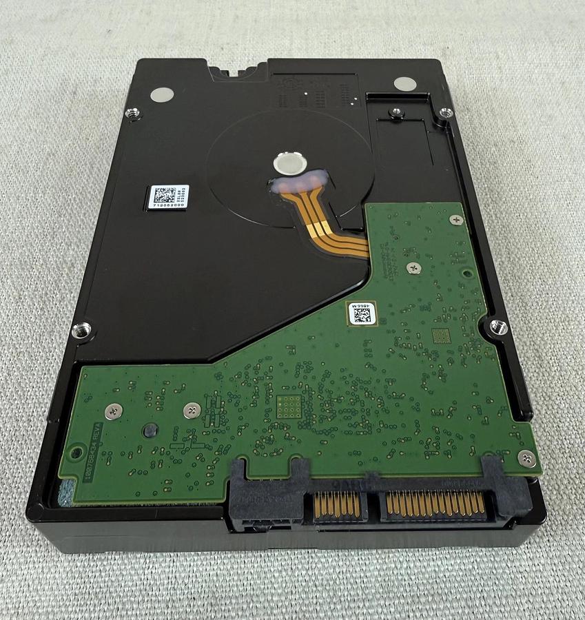 Used EMC Isilon 005032999 8TB 7.2K 4Kn SATA 6Gb/s 3.5” HDD | ST8000NM0045