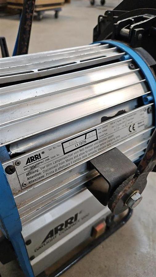 Used ARRI Daylight Compact 1200W, Mounted Fresnal Light