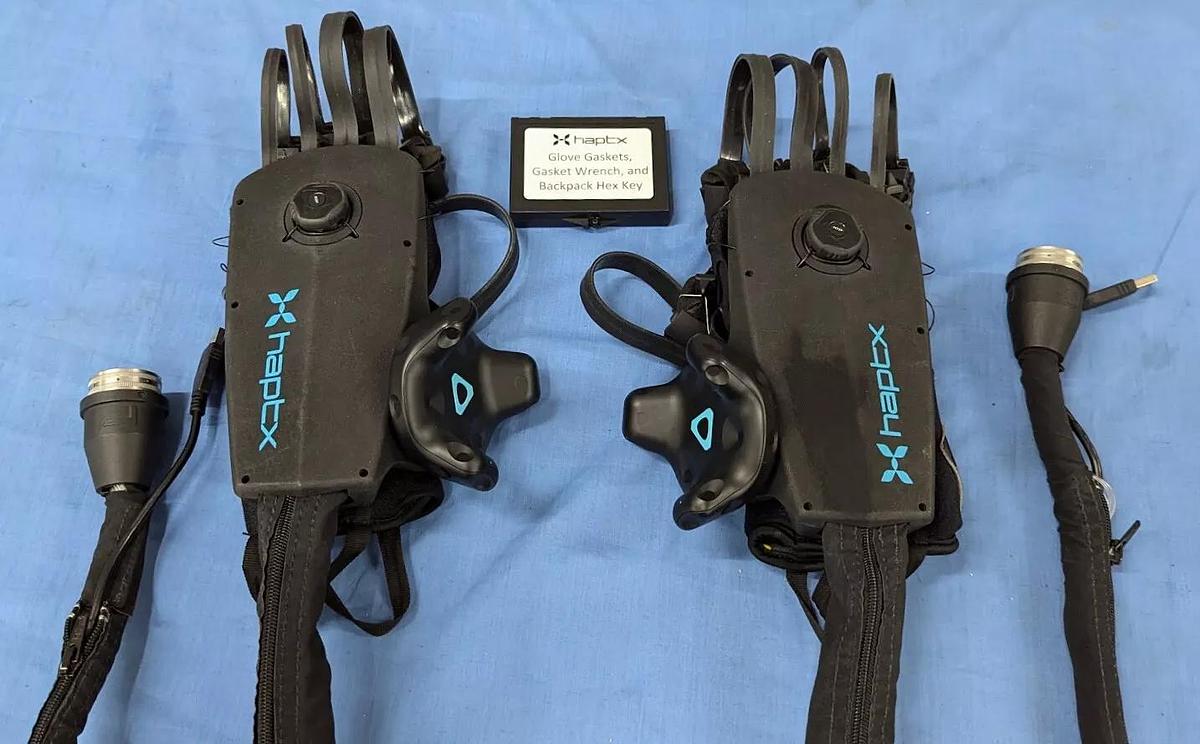 Used HaptX Gloves DK2 Simulation Virtual Reality gloves | Full set, tested