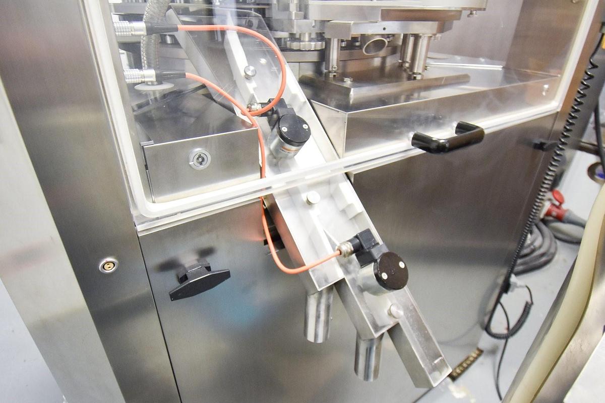 Used GZPK720-51 Station Tablet Press D- Tooled