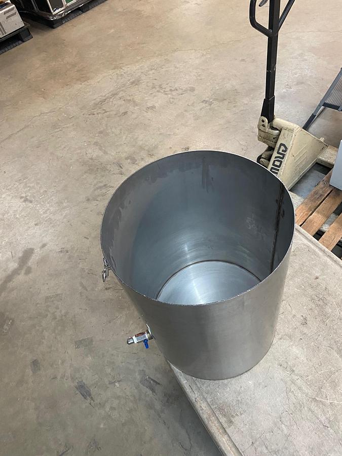 Used DUROWELD 15.25" D x 20" H - 316L CUSTOM STAINLESS TANK