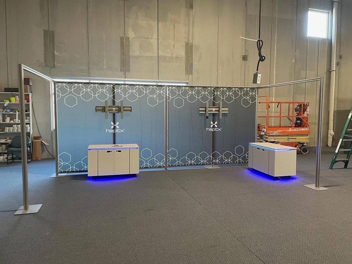 Used Skyline 20’x10’ Trade Show display | Includes installation hardware and crate