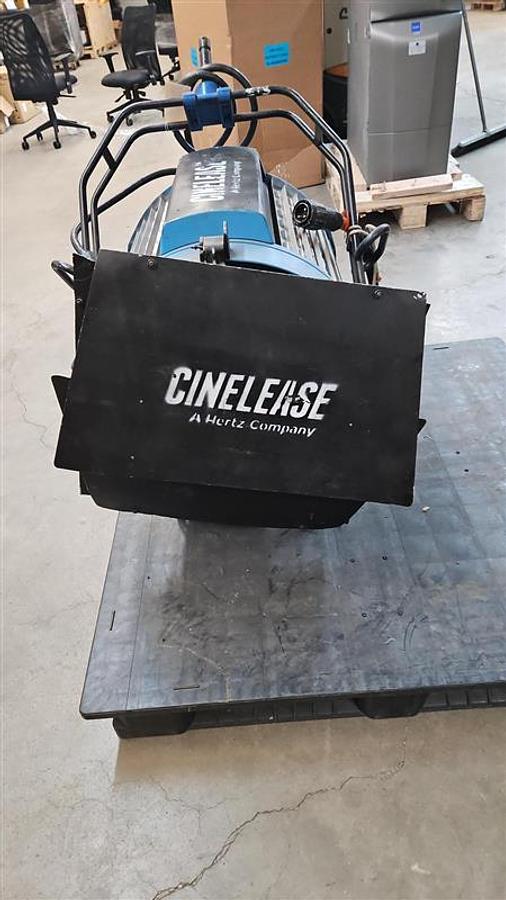 Used ARRI Daylight 6000W, Mounted Fresnal Light