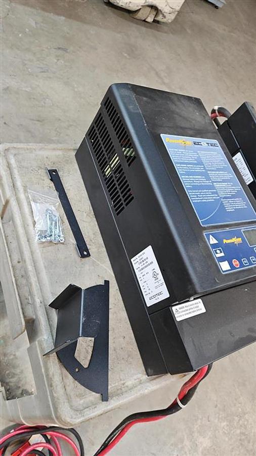 Used Ecotec ACCESS 10/24 Powerhouse Forklift Battery Charger