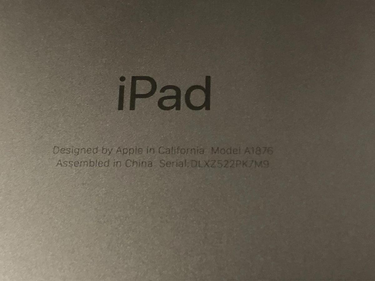 Used Apple iPad Pro 3rd Gen, Wi-Fi only, 12.9”, 4gb Ram, 64gb SSD - yellow screen