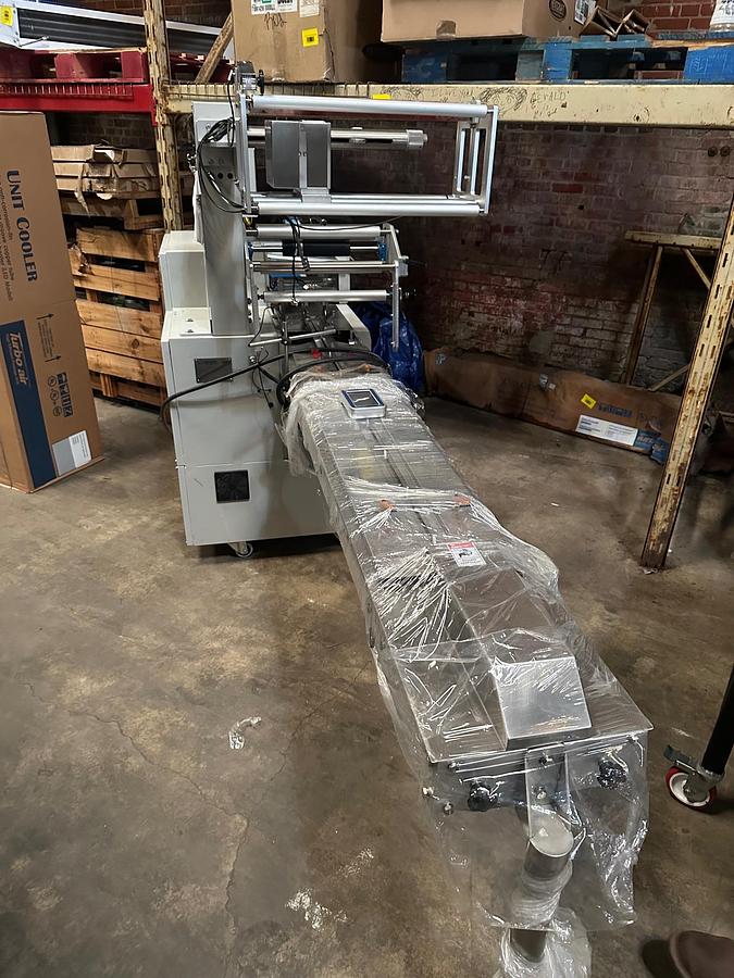 Used BAIRESPACK TORONTO-NVA-3S/144 HORIZONTAL FLOW WRAPPER PACKAGE
