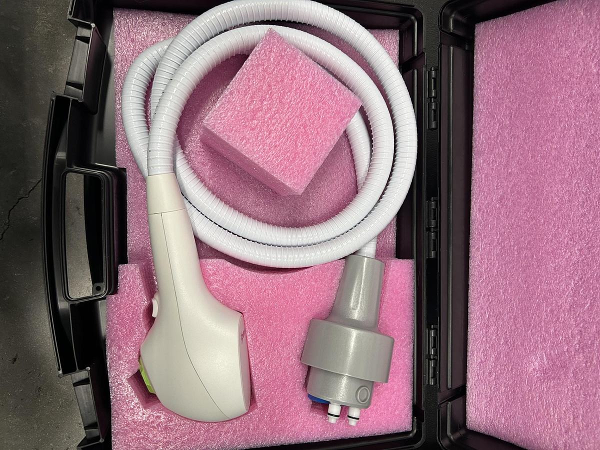 Refurbished Venus Versa