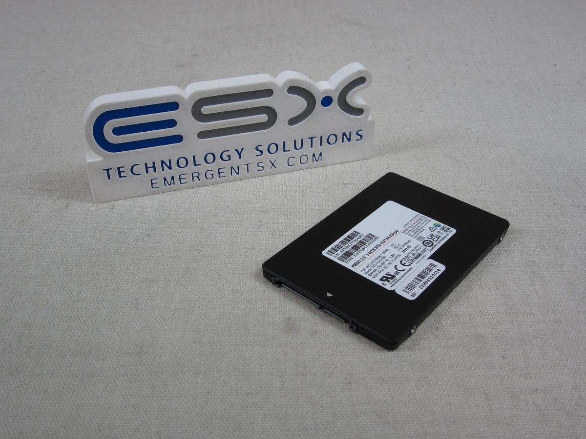 Used Samsung MZ7LH3T8HMLT-00005 3.84TB 2.5" SATA PM883 Solid State Drive 4260580370955