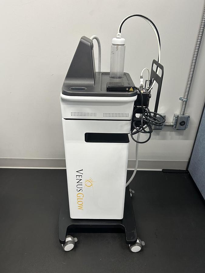 Refurbished 2022 Venus Glow 